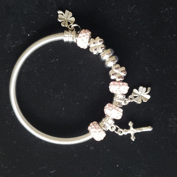 4 Bracelets with Mixed Charms - Picture 6 of 9